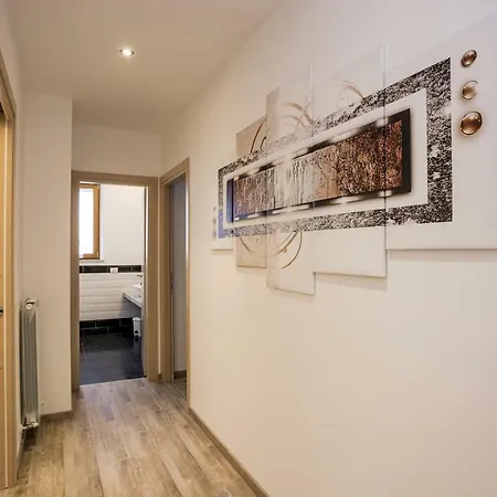 Hill Apartment *